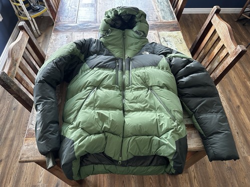 The north face summit - face,